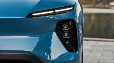 Nio EL6 first drive - headlights